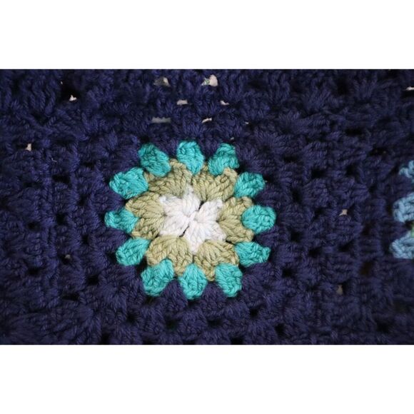 Aerie Women's Sz XS Boho Blue Crochet Granny Square Floral Puff Sleeve Crop Top - Picture 5 of 9